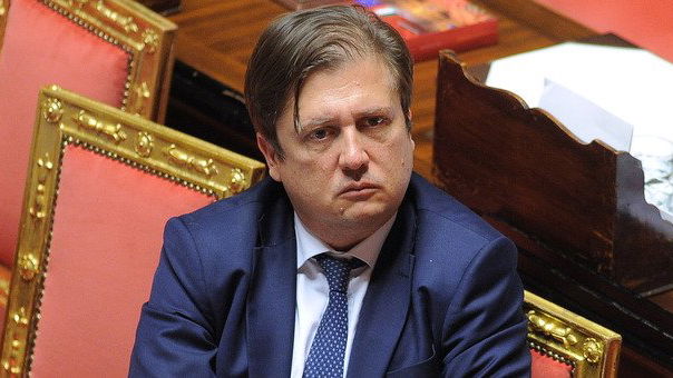 Sanità, Sileri: «Il nuovo Commissario avrà pieni poteri e opererà con la GdF»