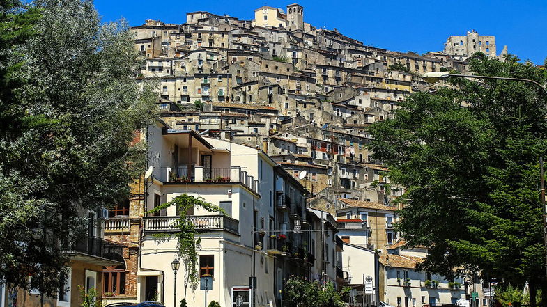 Saracena: fondi per attività a sostegno di enogastronomia, turismo e agricoltura