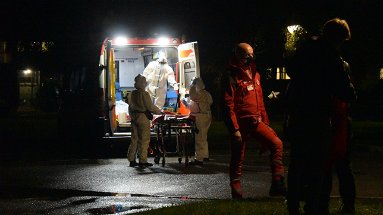Un'altra notte da incubo nel pronto soccorso di Rossano: pazienti Covid vanno e vengono da Cosenza