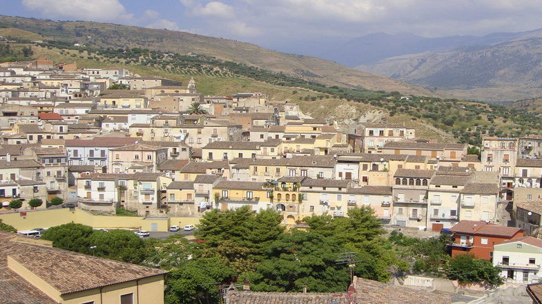 Bando Borghi, la denuncia di Guerrieri (Azione): «Cassano non rientra tra i beneficiari»