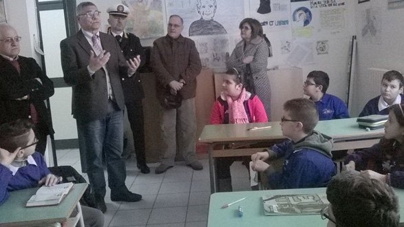 Il sindaco di Corigliano incontra gli studenti