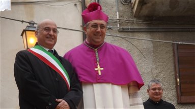 Ingresso a Cariati, l'Arcivescovo Satriano accolto dalla comunità