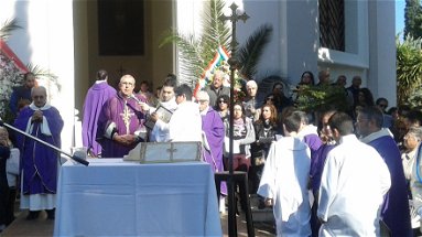Commemorazione dei defunti, la prima celebrazione dell'Arcivescovo Satriano