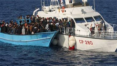 400 migranti sbarcheranno a Corigliano