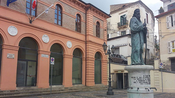 Rossano, centro storico nel degrado