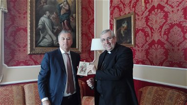 Rossano, il neo sindaco Mascaro incontra Monsignor Satriano