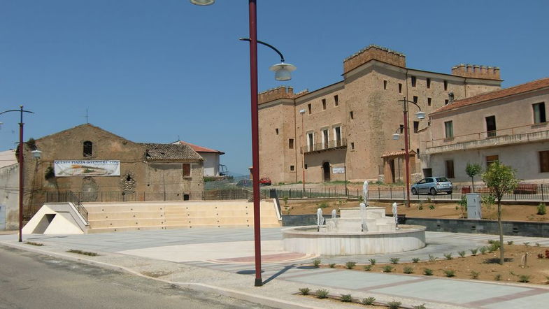 Auguri di buon inizio anno agli allievi del territorio, dal sindaco di San Lorenzo del Vallo