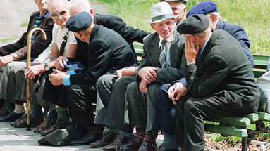 Schiavonea, i pensionati chiedono riapertura centro sociale