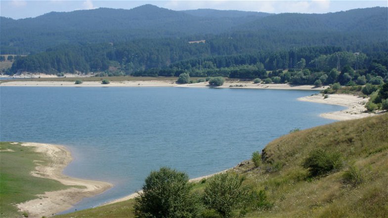 Sila, lago Cecita: non solo natura.Il sito frequentato dall'età preistorica