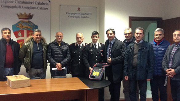 La FIDELITAS dona un defibrillatore ai Carabinieri di Corigliano Calabro