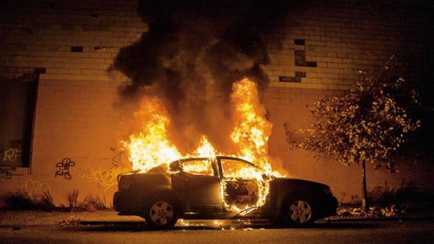Rossano: Auto in fiamme , Si presume dolo