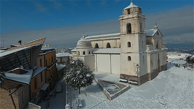 San Giorgio Albanese . Riuscito trasporto in ospedale in piena emergenza neve