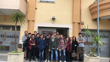 Gli allievi della II B ITIS di Rossano visitano L'Eco dello Jonio