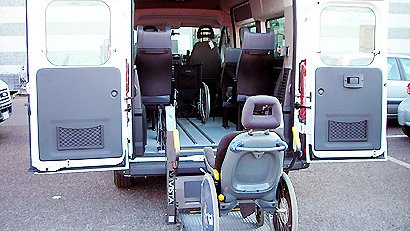 Rossano, riparato minibus per accompagnamento diversamente abili