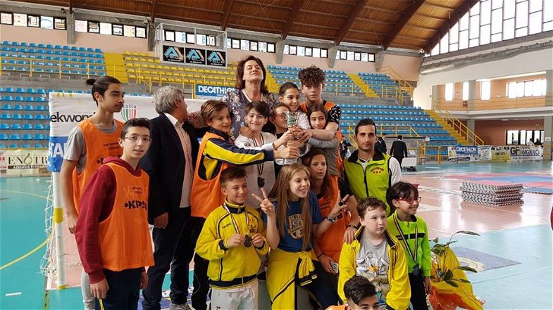 Taekwondo, successo per il primo trofeo Città di Corigliano
