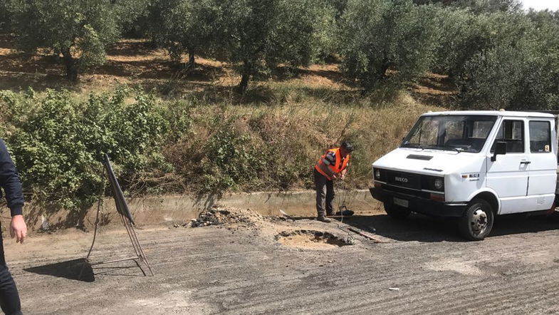 Corigliano, partiti i lavori per la sistemazione della viabilità