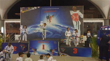 Taekwondo: Draghi Rossano di Fontanella fanno incetta di titoli