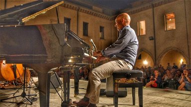 Peperoncino Jazz a Rossano: grande musica con uno dei pianisti jazz più rappresentativi del mondo