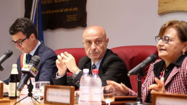 Migranti, il ministro Minniti: 