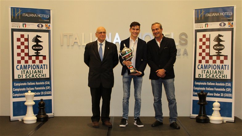 Cosenza,conclusi campionati italiani assoluti di scacchi.Il nuovo campione è lombardo e ha 17 anni