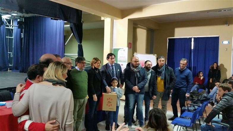 Corigliano, Fidelitas: donato un defibrillatore all'IIS ITC Palma