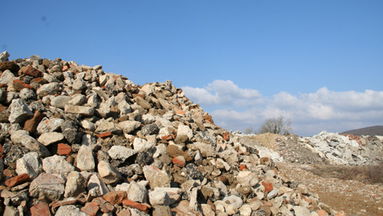 Rossano, edilizia: il Comune provveda ad aprire una discarica