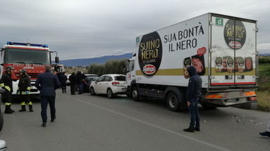 Incidente a Corigliano, 4 mezzi coinvolti