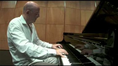Rossano, alla Città della Musica, sabato 3 marzo il grande pianista Maiorca