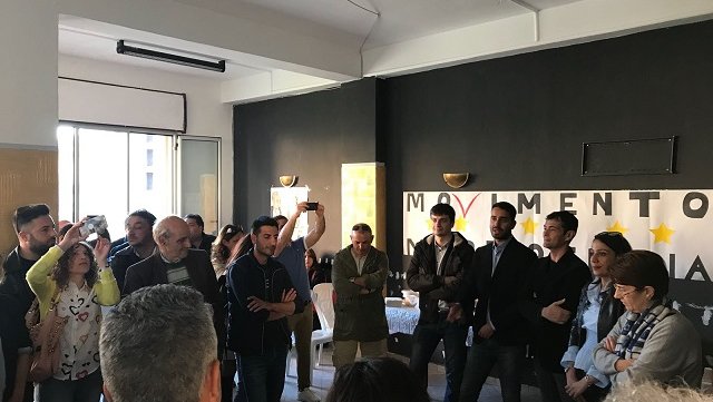 Mirto Crosia: i parlamentari locali del M5S hanno incontrato i cittadini