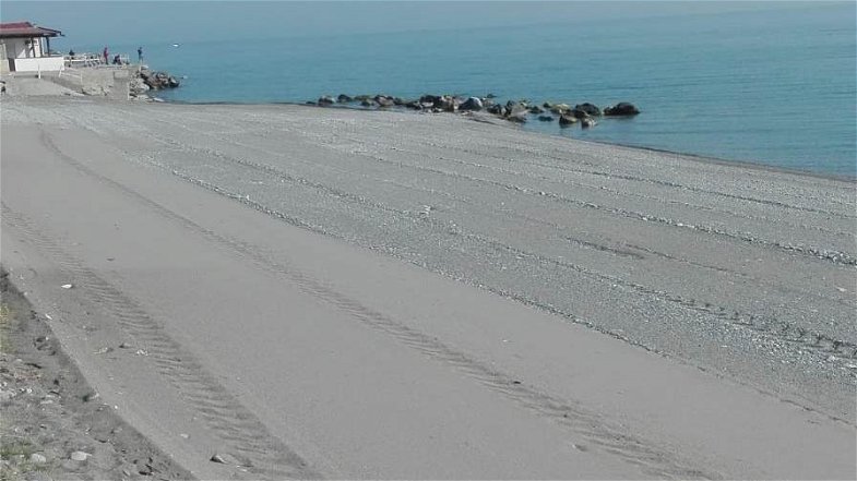 Crosia, a maggio spiagge pulite e pronte per i bagnanti