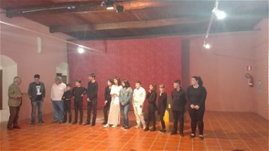 Rossano,teatro: i giovani attori della scuola Carpe Diem premiati ad Altomonte