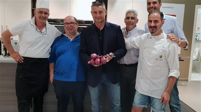FICO (Bologna): la Calabria celebra la Dieta Mediterranea con il campione del mondo '82 Daniele Massaro