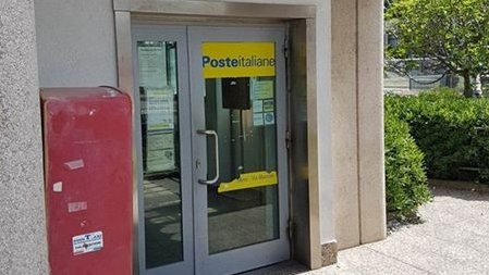 Crosia: ufficio postale al collasso, la denuncia dei grillini