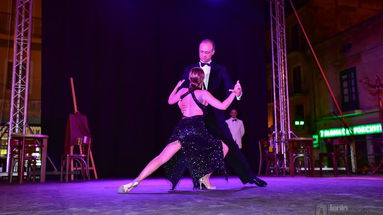 Rossano: il tango argentino incanta il pubblico di piazza Steri