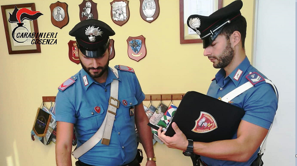 Carabinieri, Rende: arrestato giovane pusher per detenzione ai fini di spaccio e detenzione illegale di arma clandestina