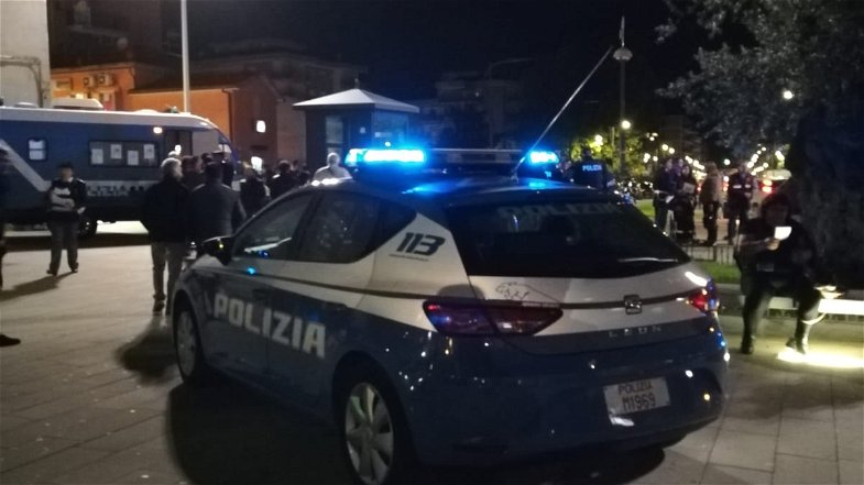 Polizia di Stato, il camper contro la violenza sulle donne giunge a Corigliano Rossano