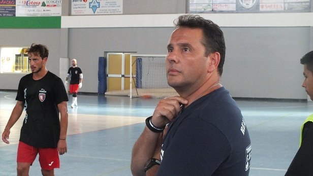 Futsal, mister Leo Tuoto suona la carica in vista dell'Atletico Cassano