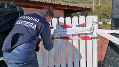 La Guardia Costiera mette i sigilli ad uno stabilimento balneare