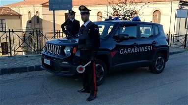 Carabinieri Corigliano, San Demetrio Corone: devasta bar nel centro cittadino. Fermato e denunciato