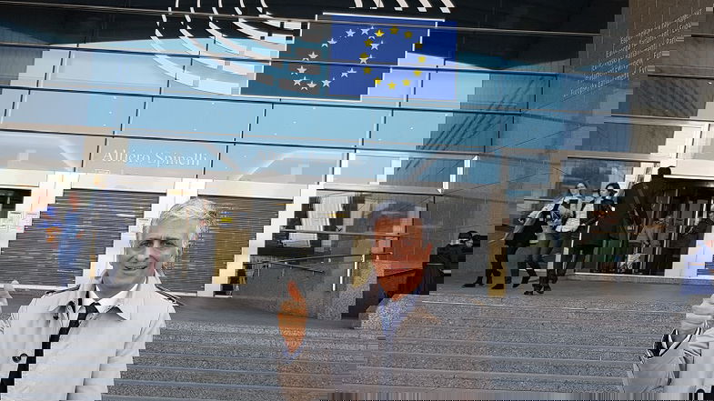 Corigliano Rossano, Graziano a Bruxelles: