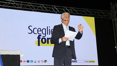 Graziano chiude il tour elettorale a Schiavonea