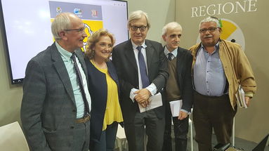 Sgarbi: “La Calabria esempio di umanità e accoglienza”