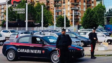 Carabinieri Cosenza: arrestano un uomo per evasione e ne denunciano altri due per droga