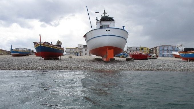 Pescatori di Corigliano Rossano: sentinelle contro i rifiuti plastici in mare