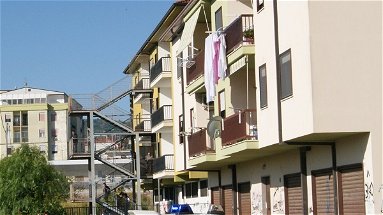 Tentano un omicidio: rintracciati dai Carabinieri mentre cercano di scappare su un bus