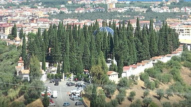 Mercimonio al Cimitero di Rossano... e l'Amministrazione tace