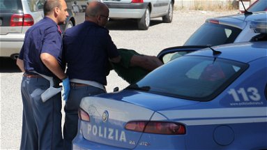 Donna violentata da branco per dieci anni, 5 arresti a Corigliano Rossano