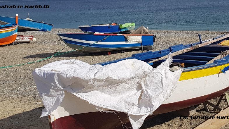 Pescatori Costieri Artigianali Corigliano-Rossano: il mare,i pescatori, il sindaco e l'economia costiera