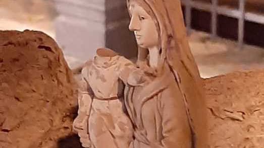 Decapitata statua del Bambino Gesù a Castrovillari, l’appello del vescovo