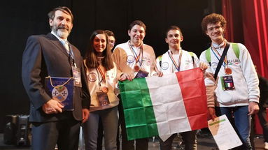 Alle Olimpiadi internazionali di astronomia, tre ragazzi calabresi si aggiudicano la medaglia di bronzo